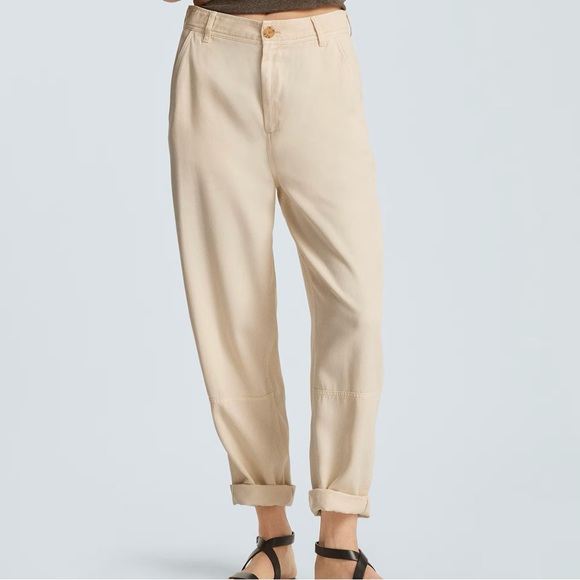 Everlane NWT Tencel Relaxed Chino Size 2 parchment - Picture 3 of 16
